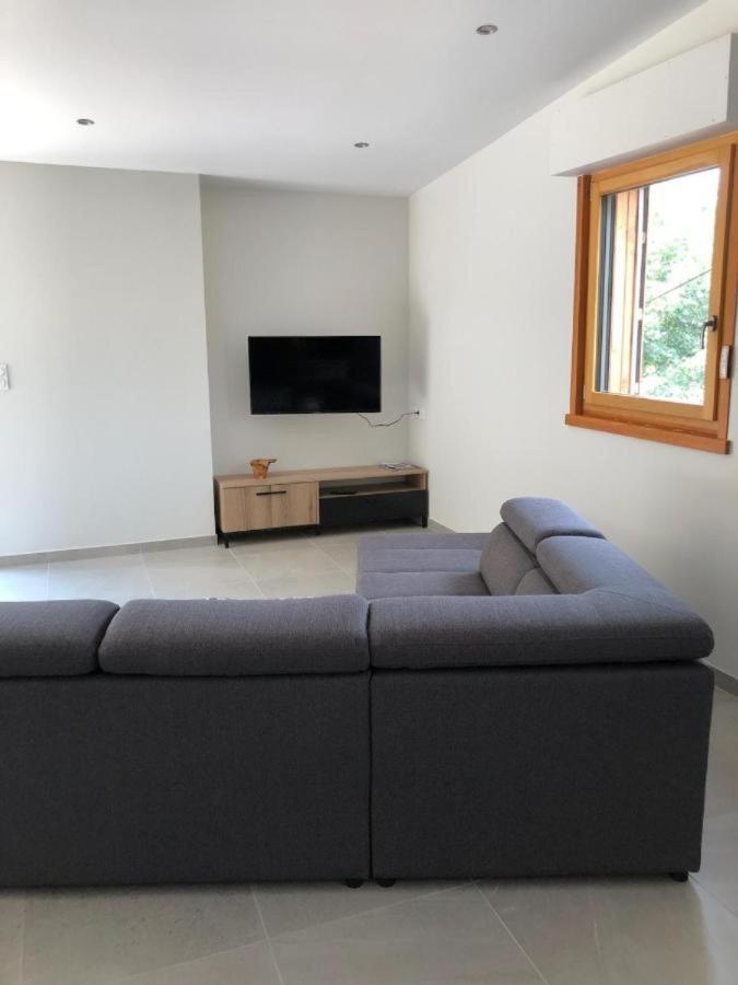 Gite Du Travers Villa Sebrazac Екстериор снимка